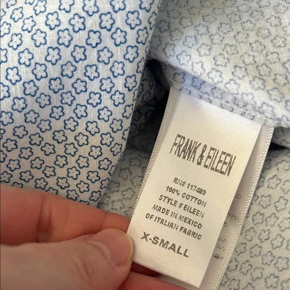 Frank & Eileen Eileen Mini Floral Print Modal Button Down Shirt Women's size XS - Picture 8 of 8